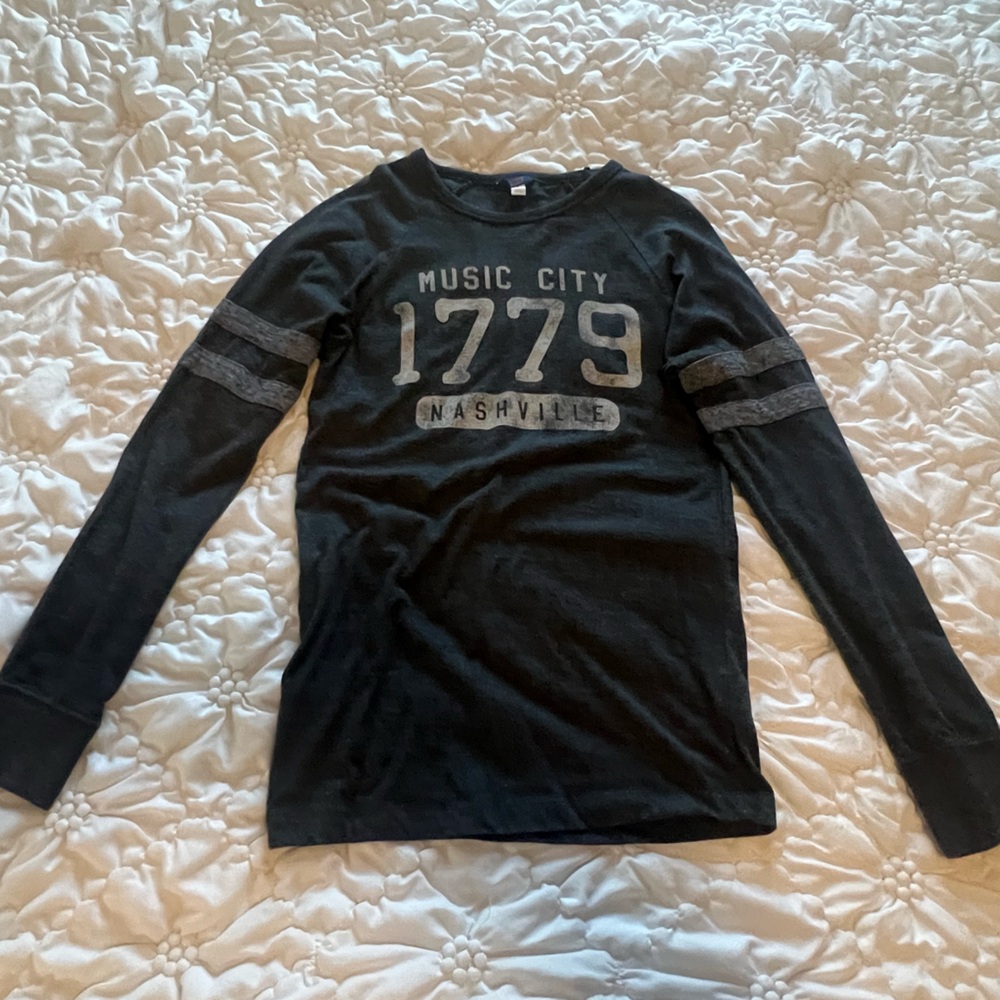 “Nashville” Charcoal Long Sleeve Shirt